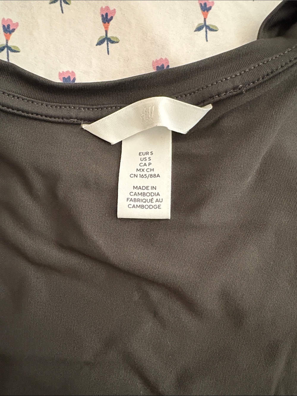 H&M Women's Crew Neck Tee in Charcoal